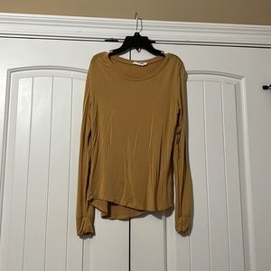 Yellow long sleeve shirt